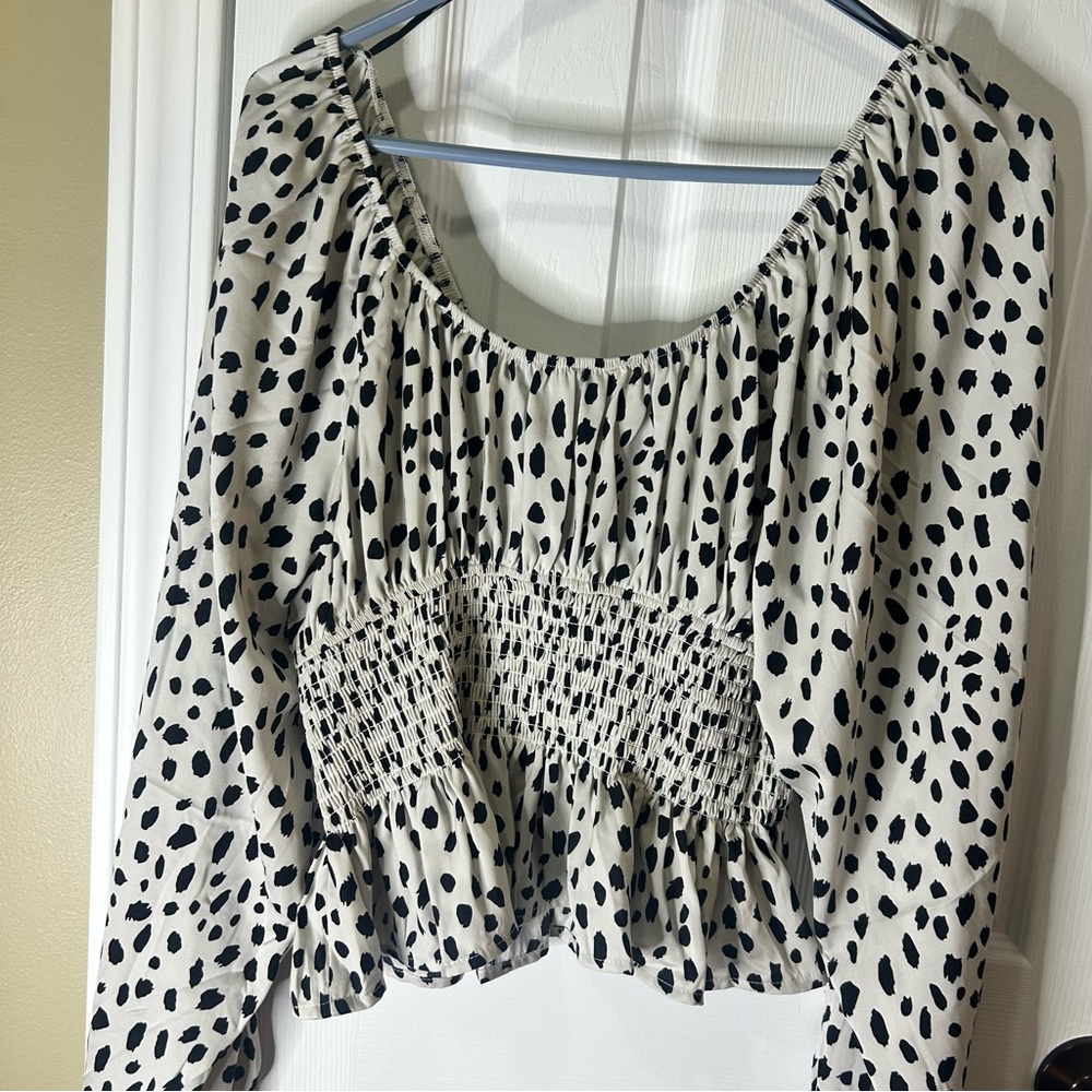 Sincerely Jules Animal Print Blouse Women M Black White Smocked Babydoll Peasant